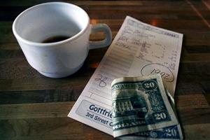 思わず触れたくなる！動物カフェ