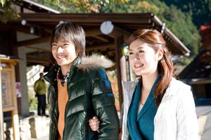 金箔貼りの体験学習ができるところ