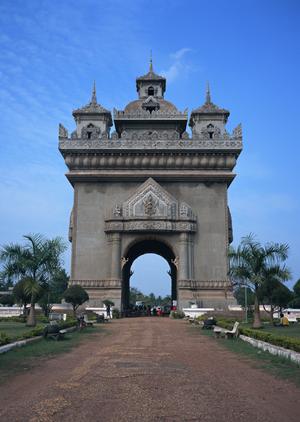 金箔の輝きと金沢の魅力を体験！伝統工芸の魅力と旅行プランニングのポイントを徹底解説！